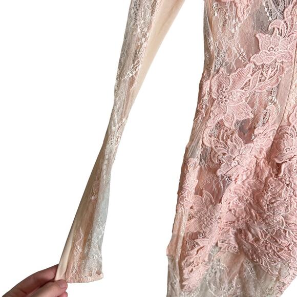 House of CB Dusty Rose Pink Crochet Lace Bodycon Gialla Dress Size XXS - Picture 8 of 10